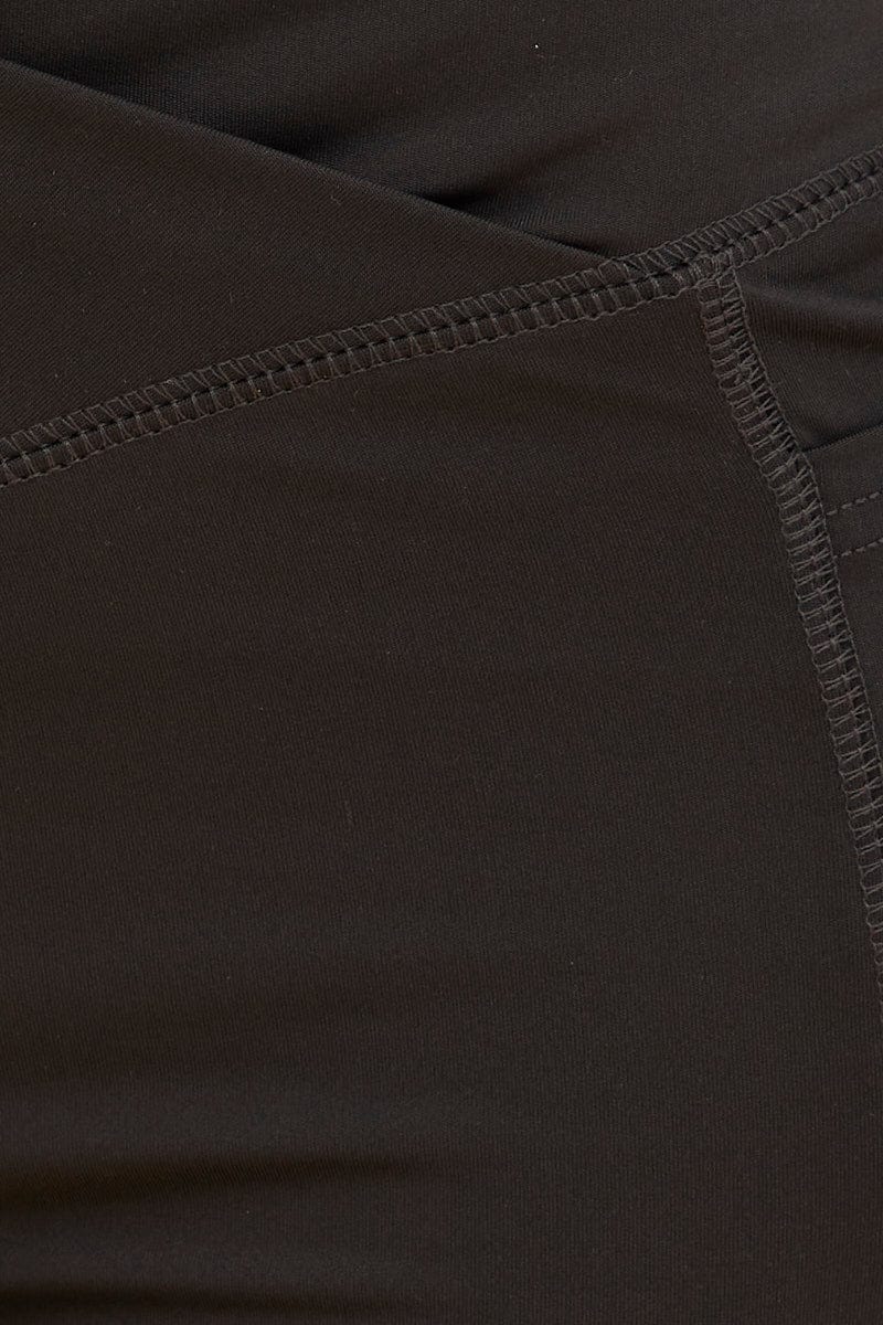 Black Sara V Waistband Bike Short - Image 6