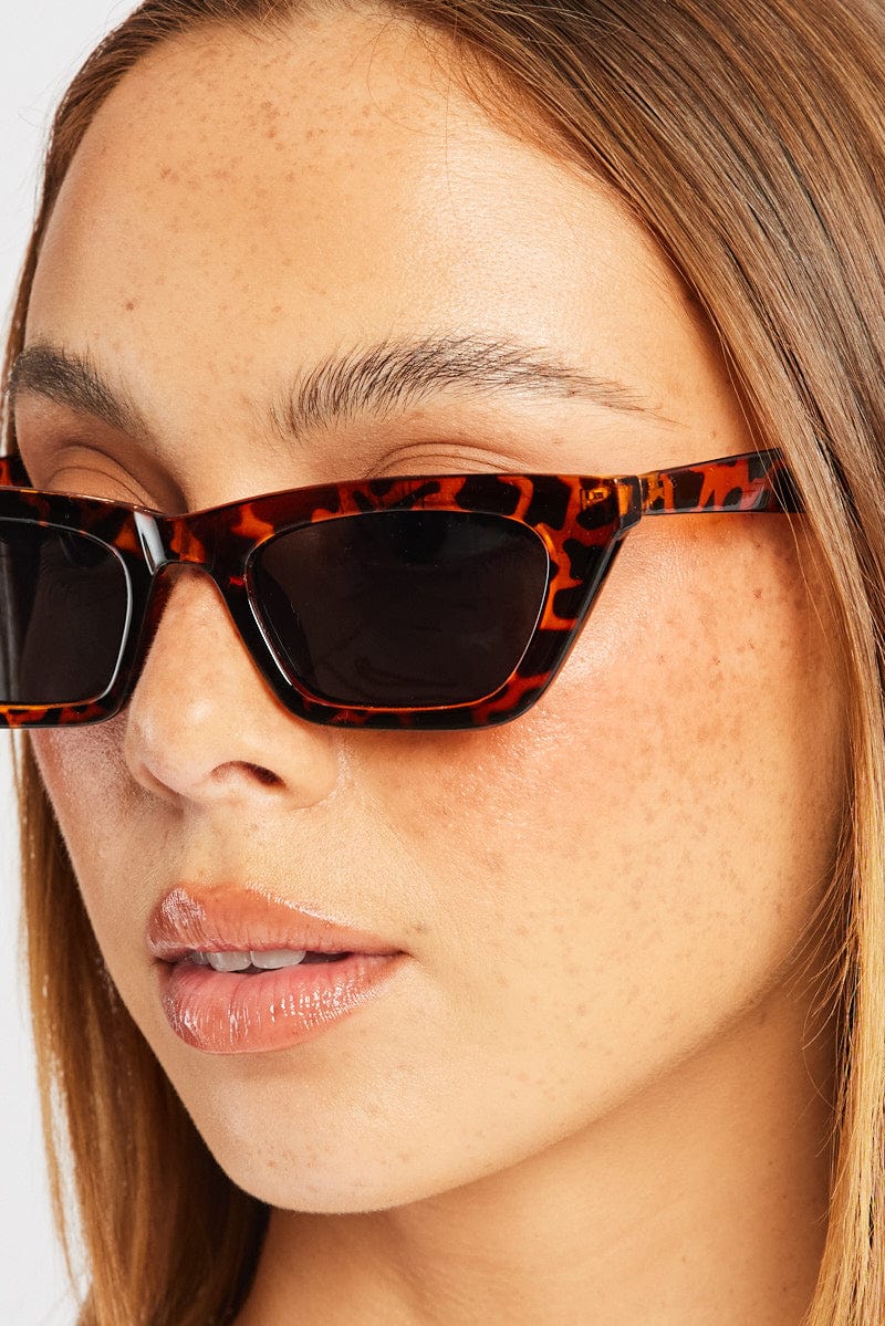 Brown Animal Print Cat Eye Sunglasses - Image 2