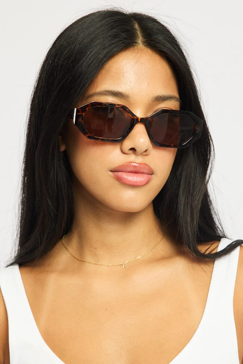 Brown Animal Print Fashion Sunglasses - Image 2