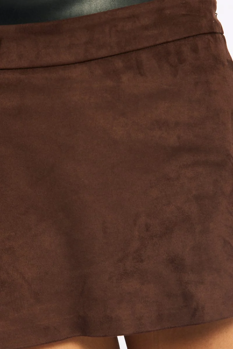 Brown Suede Mini Skort Skirt Mid Rise Faux Leather - Image 5