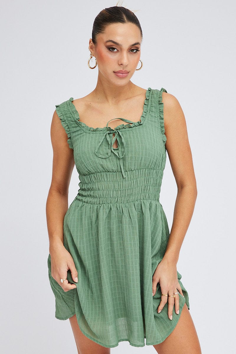 Green Fit and Flare Dress Sleeveless Waist Shirred - Image 3