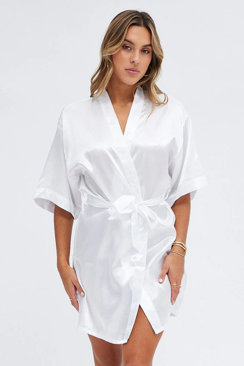 White Bride Nightgown - Image 3