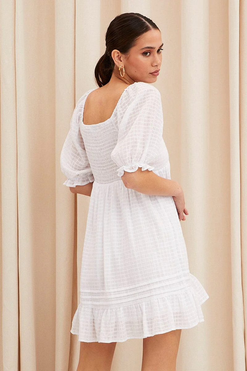 White Fit And Flare Dress Short Sleeve Sweetheart Neck - Image 5