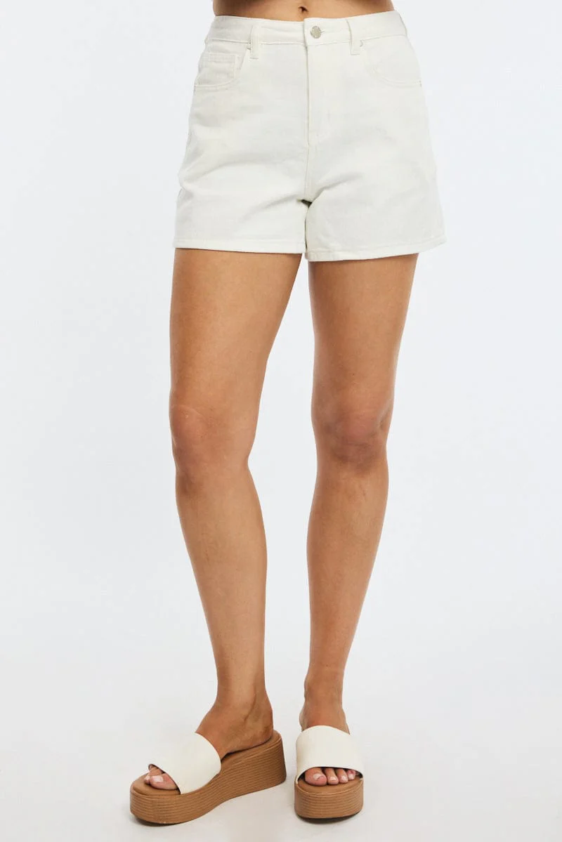 White Relaxed Shorts Mid Rise - Image 2