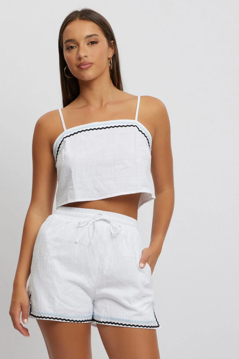 White Shorts Elasticated Waist Ric Rac - Image 3